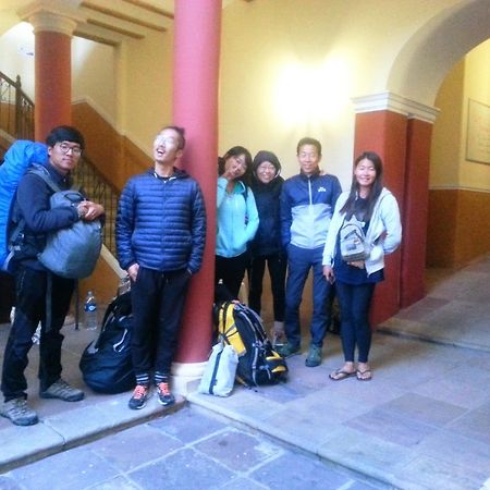 Villa Oropeza Hostel Sucre Ngoại thất bức ảnh